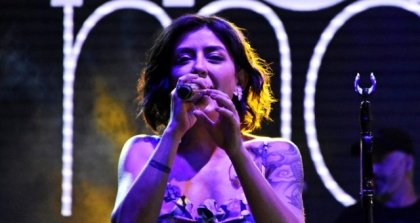 Şarkıcı Melek Mosso: 'İstanbul Sözleşmesi yaşatır' dediğim için sahneden indirildim