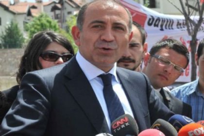CHP' li Tekin 'istifa resti' yok dedi