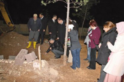 'Kefensiz defin kadınlara mesajdı'