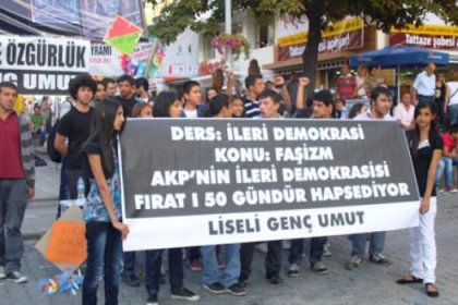 Liseliler Fırat'a özgürlük istedi