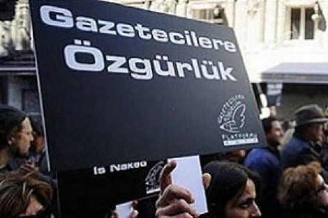 Gazetecilere özgürlük kongresi başladı