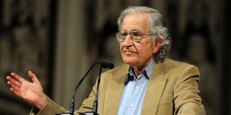 Yeni Şafak Chomsky için özür diledi, yayından kaldırdı