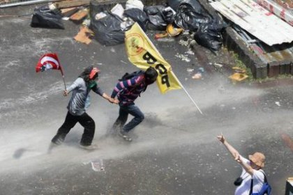 Taksim'den 'olağandışı' bir direniş karesi