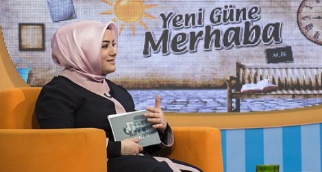 Bülent Arınç'tan TRT'de 'cinsiyet ayrımı' açıklaması