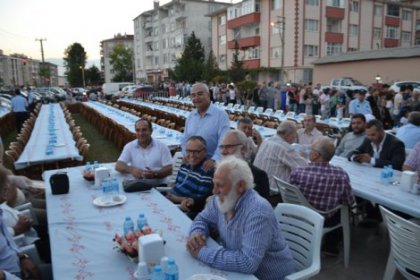 Yalçın Bayer Çorlu'da Halk iftarında