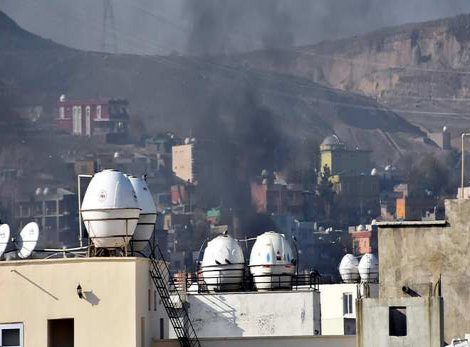 Cizre'de kargo aracının sürücüsü öldürüldü!