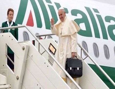 Vatikan'dan 'uçak' açıklaması