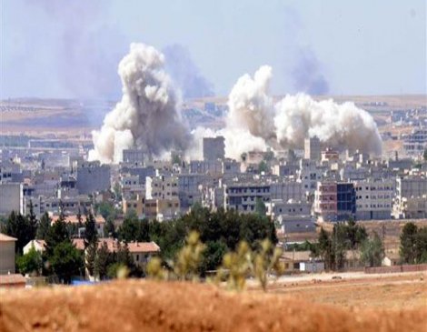 YPG, Kobani'de IŞİD militanlarının bulunduğu binayı patlattı