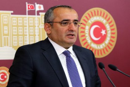 CHP'li Akar'dan 10 Kasım mesajı