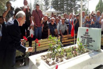 Kılıçdaroğlu, Ömer Halisdemir'in mezarını ziyaret etti