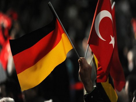 Almanya: Türkiye ‘teröre destek veren' Alman şirketler listesini resmen geri çekti