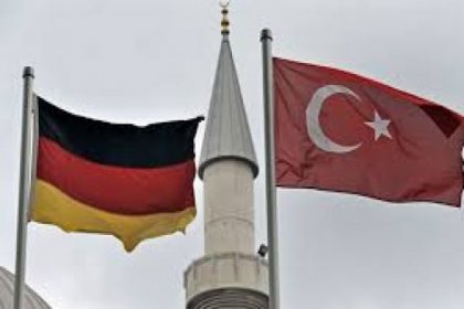 Almanya'da 20 Türk hakkında casusluk soruşturması