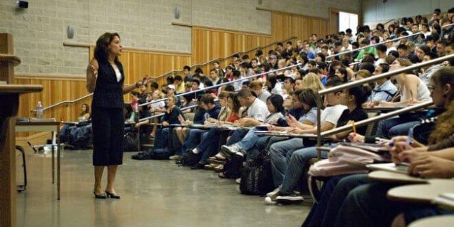 "Akademisyenler Anadolu'da mecburi hizmet yapacak" iddiası