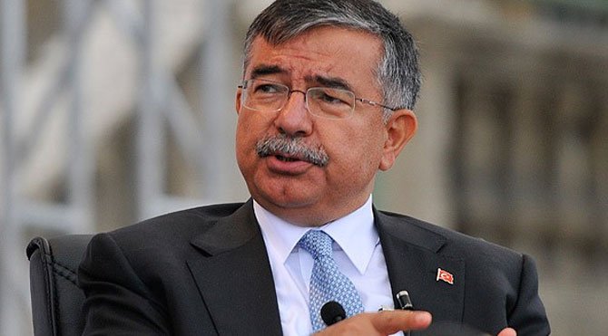 Bakan Yılmaz: Öğretmen, 'Ailenin birliği kutsaldır, bizi nasıl ayırırsın' diyor, doğru ama bu sistemi yapmazsak öğretmen tutamayız