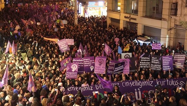 Genel Sağlık İş: Kadının istihdamda adı, siyasette yeri, ekonomide gücü yok