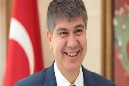 AKP'nin Antalya adayı Menderes Türel oldu