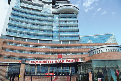 CHP, emeklilikte yaşa takılanlar için komisyonu toplantıya çağırdı