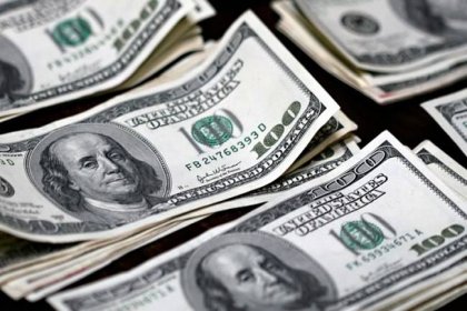 Dolar yeni güne 5.32 seviyelerinde başladı