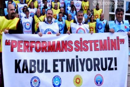 Eskisehir'de 4 büyük eğitim sendikasından performansa karşı ortak protesto