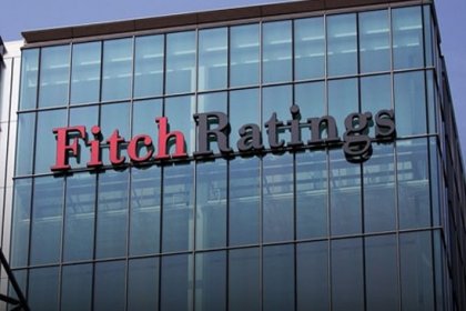 Fitch'ten uyarı: Türkiye liradaki değer kaybını hızla durdurmalı