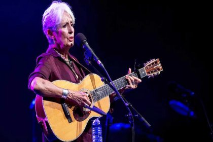 Joan Baez'den Harbiye'de veda konseri