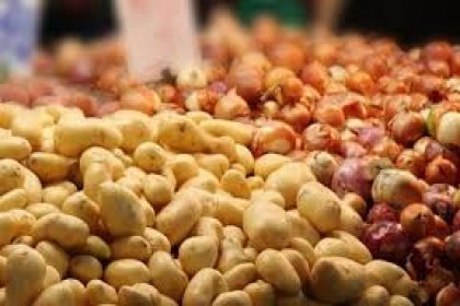 Patates ve soğan fiyatları 'uçuşa geçti'