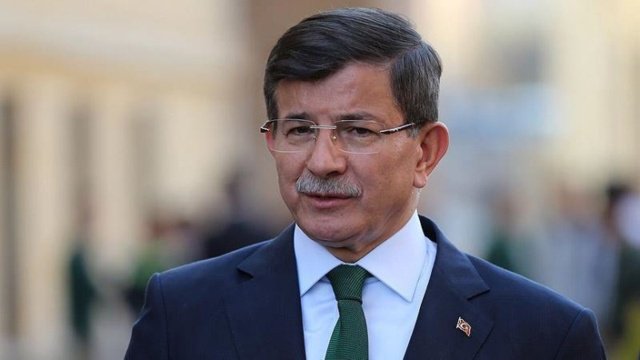 Ahmet Davutoğlu: Cumhurbaşkanının taraf olarak sert polemiklere girmesi toplumun en az yarısı ile psikolojik bir kopuş yaşamasına yol açmaktadır