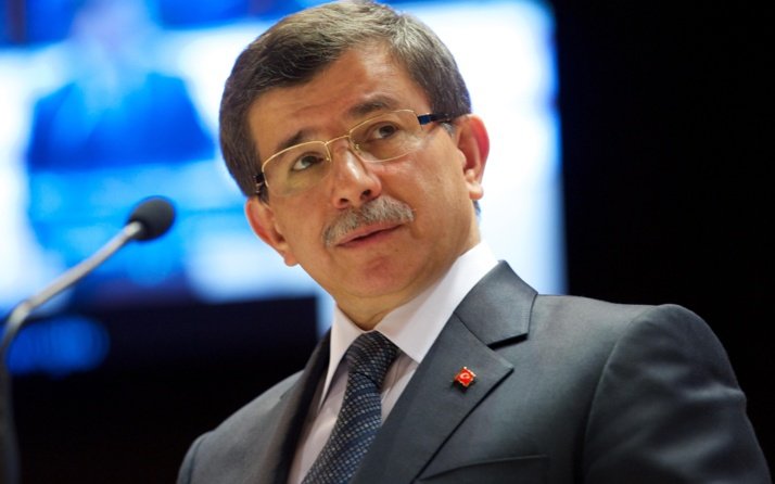 AKP'den ihracı istenen Davutoğlu'ndan açıklama