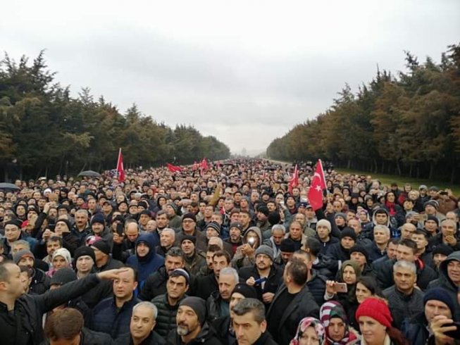 Ankara'da 'EYT Buluşması'na binlerce kişi katıldı