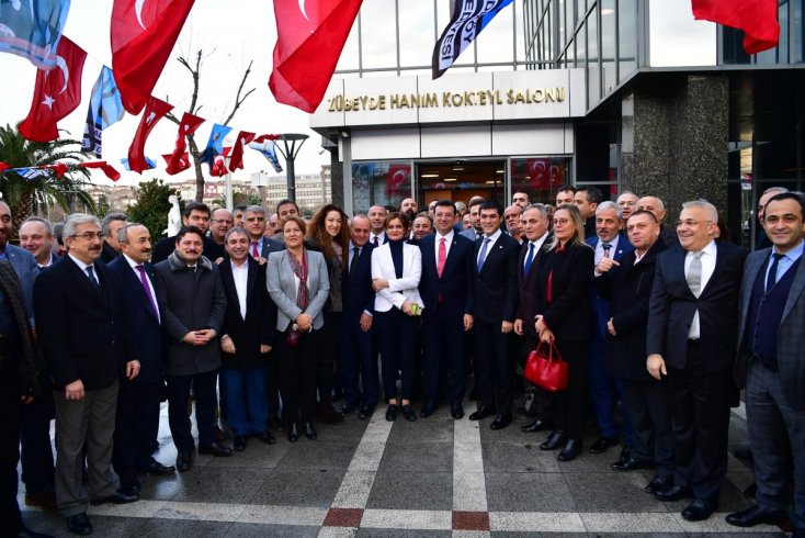 Ekrem İmamoğlu, CHP ve İYİ Parti İstanbul il başkanları ile bir araya geldi