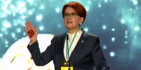 Akşener İYİ Parti'nin 4. Olağanüstü Kurultay'ında konuştu: Siyasetçi yetiştireceğine, haydut yetiştiren zihniyetten ne milliyetçi olur, ne de adam olur