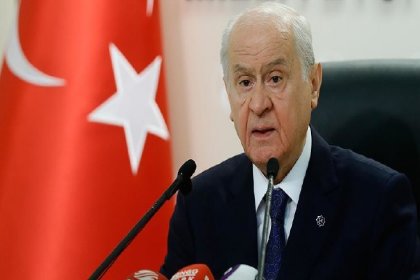 Bahçeli'ye 'hakaret' iddialarına suç duyurusu