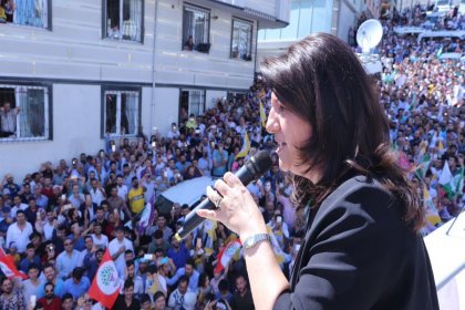 Buldan: Herkes AKP'den ve kayyımlardan kurtulmak için 31 Mart'ı bekliyor