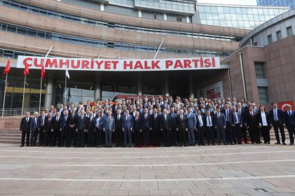 CHP'li belediye başkanlarından ortak bildiri: Demokratik yollarla kazanılmış bir seçimin gasp edilmesine izin vermeyeceğiz