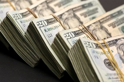 Dolar kuru haftanın son gününe 5,26'dan başladı