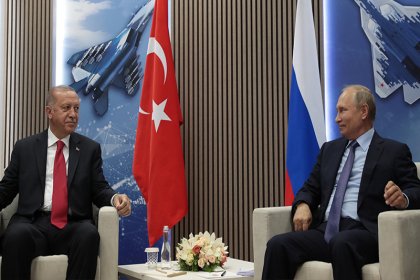 Erdoğan ve Putin Soçi'de bir araya geldi