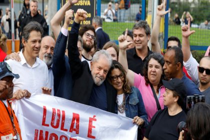 Eski Brezilya Devlet Başkanı Lula tahliye edildi: Bir fikri öldürmeye çalıştılar ancak fikirler öldürülemez