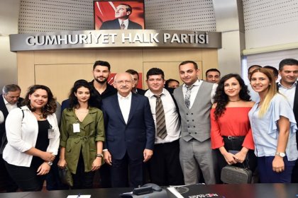 Kılıçdaroğlu, Roman Dernekleri Federasyonu yöneticilerini kabul etti