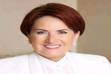 Meral Akşener'den yeni yıl mesajı; "her kötülüğün yerine bir iyiliğin geldiği, sağlıklı, mutlu, huzurlu ve bereketli bir yıl olsun"