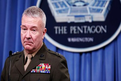 Pentagon: SDG ile birlikte yeniden Suriye'de IŞİD karşıtı operasyona başlayacağız