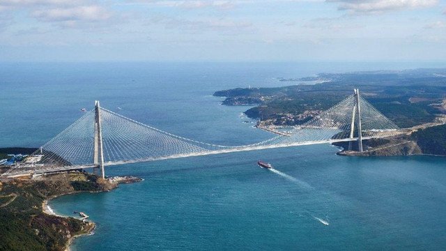 AKP'li seçmenin yüzde 59.2'si hastane, yol ve köprülerin kamulaştırılmasını istiyor