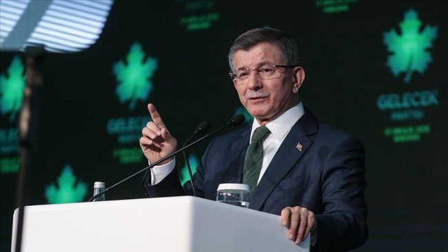 Davutoğlu'ndan 'ekonomi paketine' tepki: 200 milyar liralık paketin yüzde 75'i kredilerden oluşuyor; yine halk ödeyecek