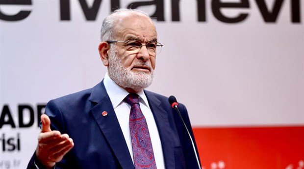 Karamollaoğlu: Ayasofya, başka gündemlerin üzeri kapatılmak suretiyle gündeme getiriliyor