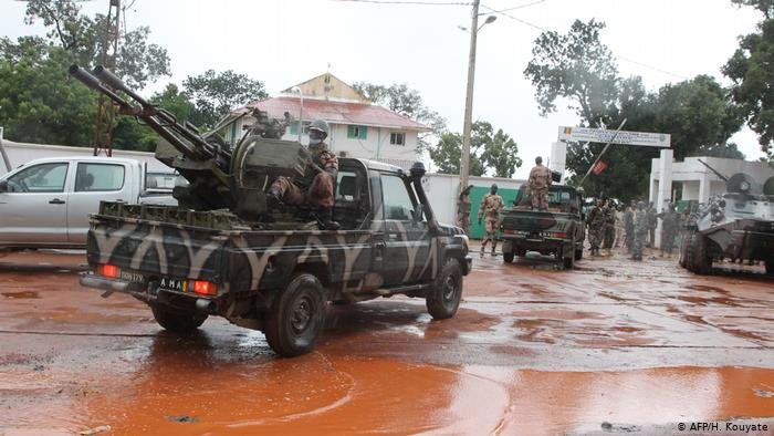 Mali’de askeri darbe girişimi iddiası