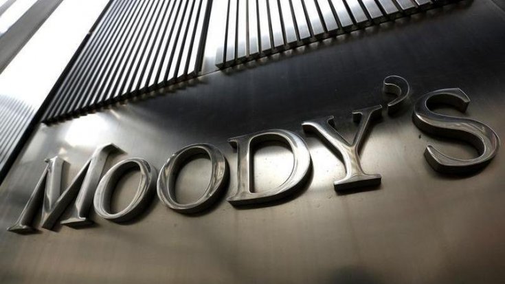 Moody’s Türkiye’nin kredi notunu düşürdü