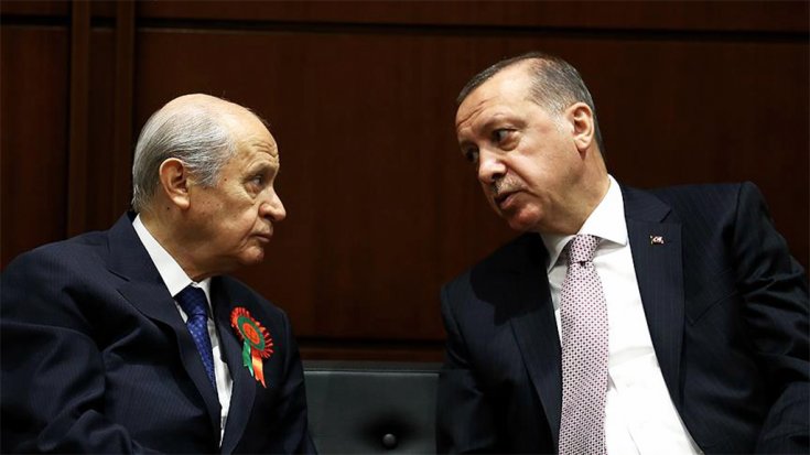 Seçim öncesi milletvekili transferini engellemeye çalışan AKP ve MHP'nin planı: 'Vekil, seçime 1 yıl kala başka partiye geçemesin'