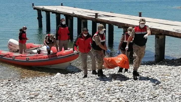 Van'daki tekne faciasında ölü sayısı 60'a yükseldi