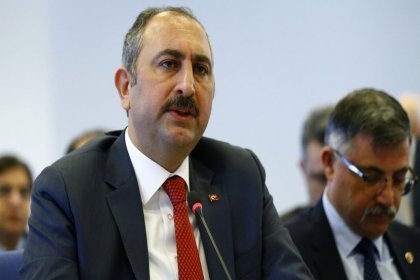 Bakan Gül: Halk sağlığını tehdit eden davranışlar suçtur