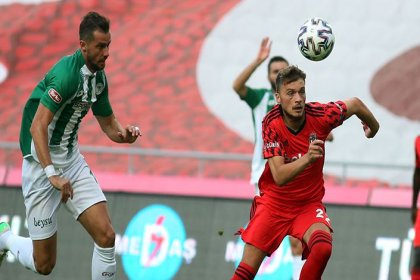 Beşiktaş, Konyaspor'a 4-1 mağlup oldu