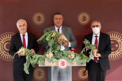 CHP'li Gürer; Çiftçinin emeğini çalmayın pancar alım taban fiyatları hemen açıklanmalı